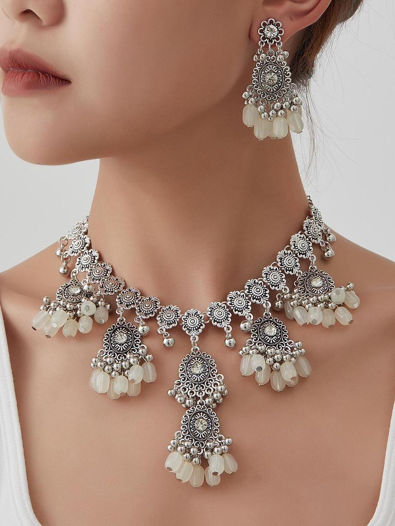 Exaggerated Indian-Style Rhinestone Tassel Necklace & Retro Ethnic Earrings Set