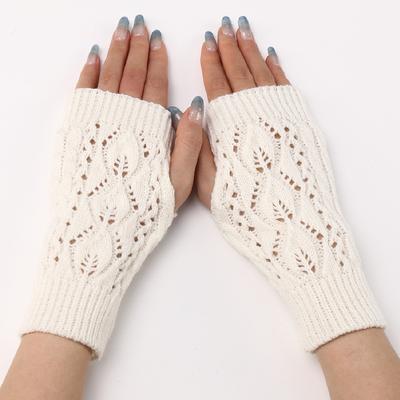 Nuovi guanti da donna caldi autunnali e invernali alla moda, mezze dita, antiscivolo, caldi e dolci.