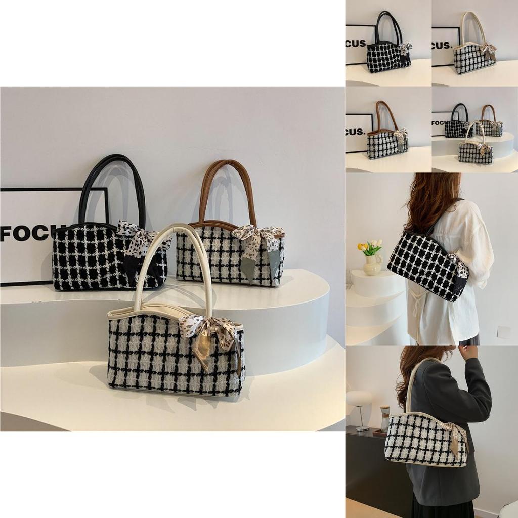 Stylish Korean Large Capacity Tote Bag For Women With Trendy Checkered Design For Spring Summer 2024