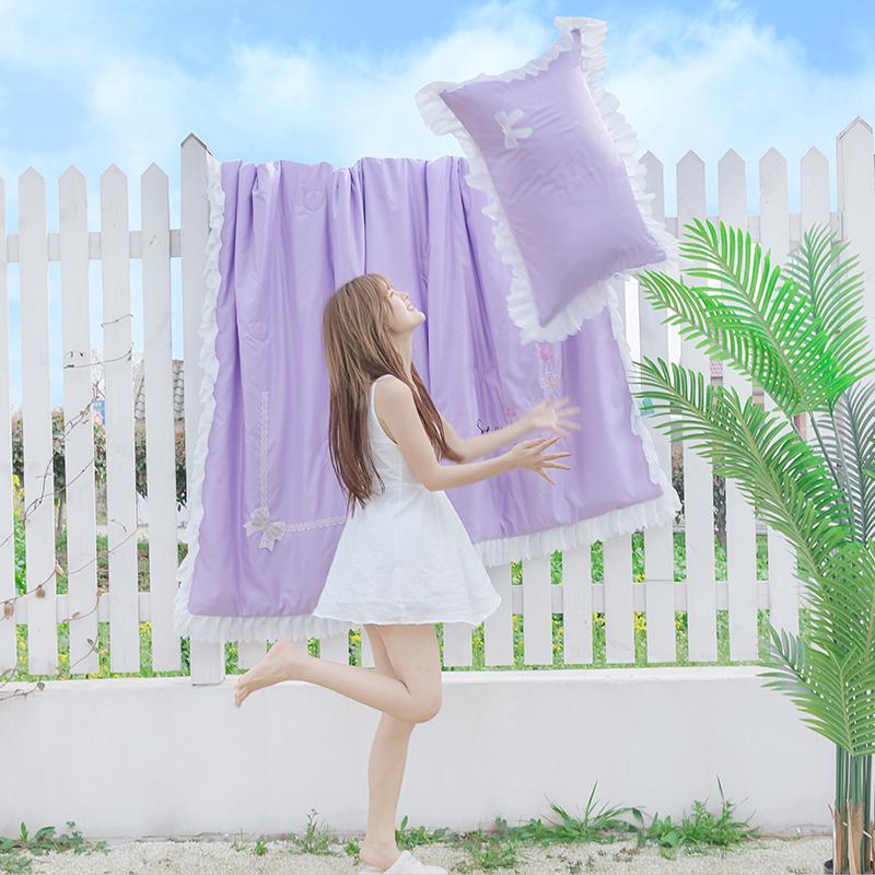 

Одеяло для кондиционирования воздуха из волокна, летнее охлаждающее, ультразвуковое стеганое полиэфирное волокно, подходит для спальни, гостиной 200x230 фиолетовый