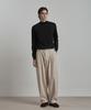 WORK ON BODY OFF Kor Semi-Overfit Mock Neck Knit [Black]