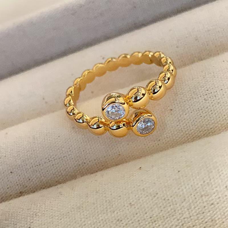 

Кольцо Yan Yu 2024 класса люкс с дизайном «пузырь» - Высокая мода с нишевой элегантностью.