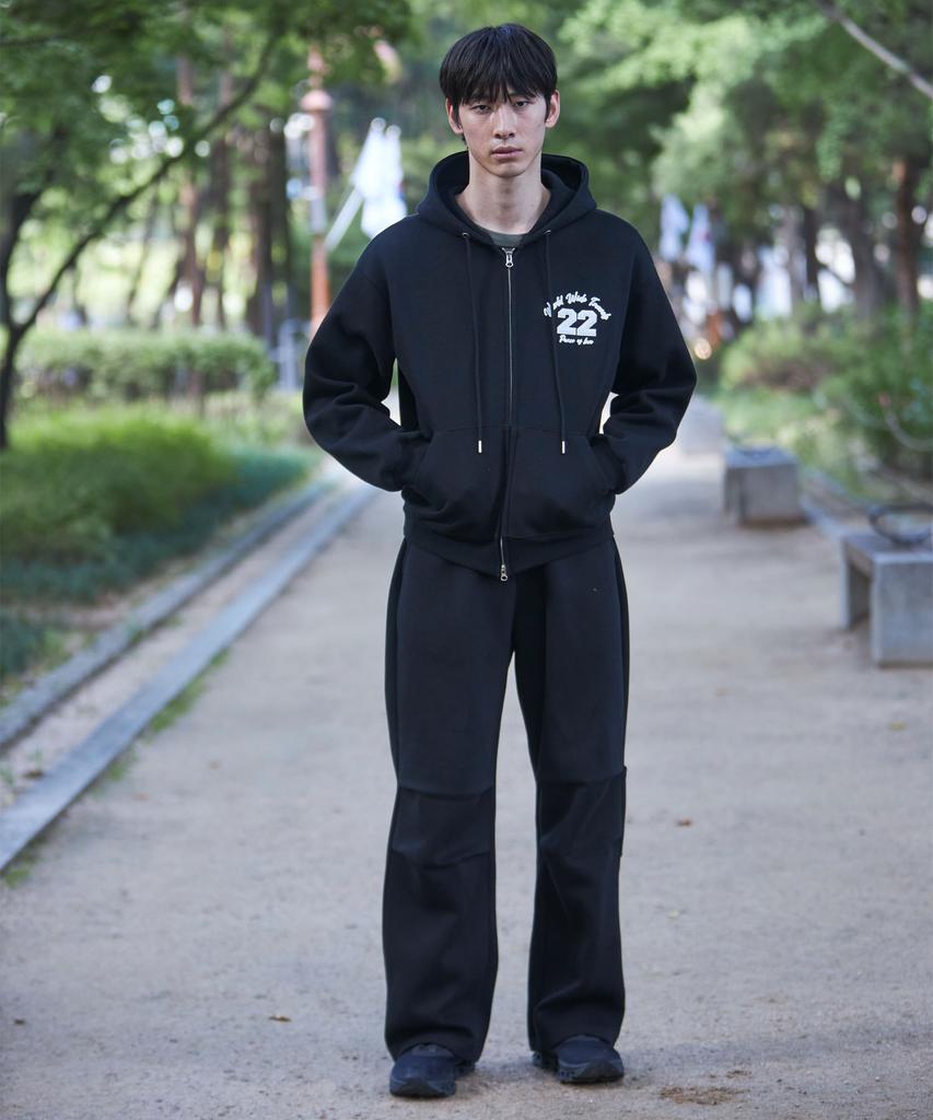 Pioel Parachute Embroidered Pants_Black