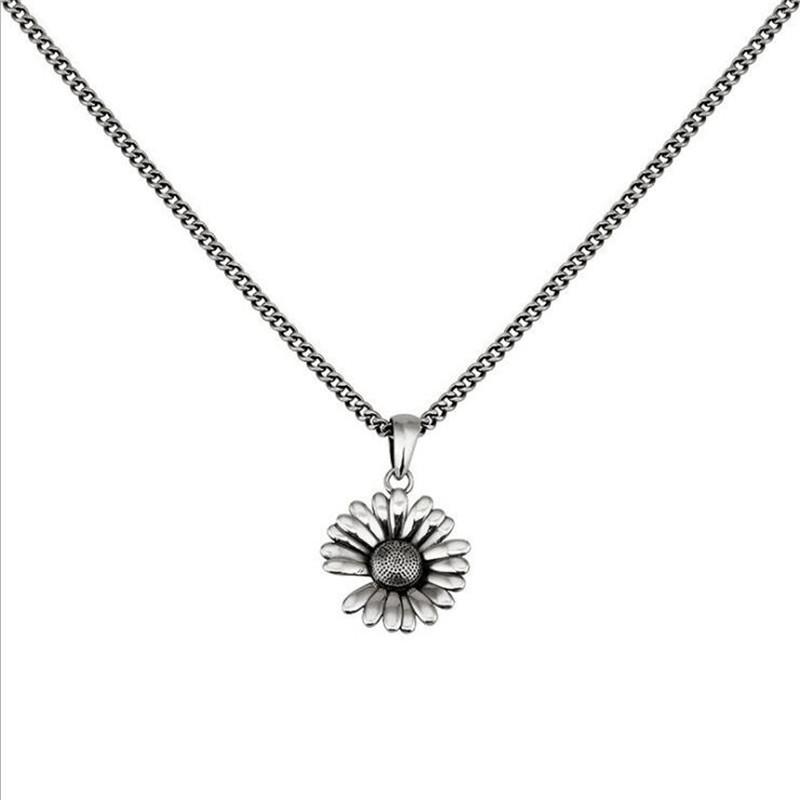New Fashion Personality Creative Sunflower 925 Sterling Silver Jewelry Female Retro Old Flower Pendant Necklaces TYB356