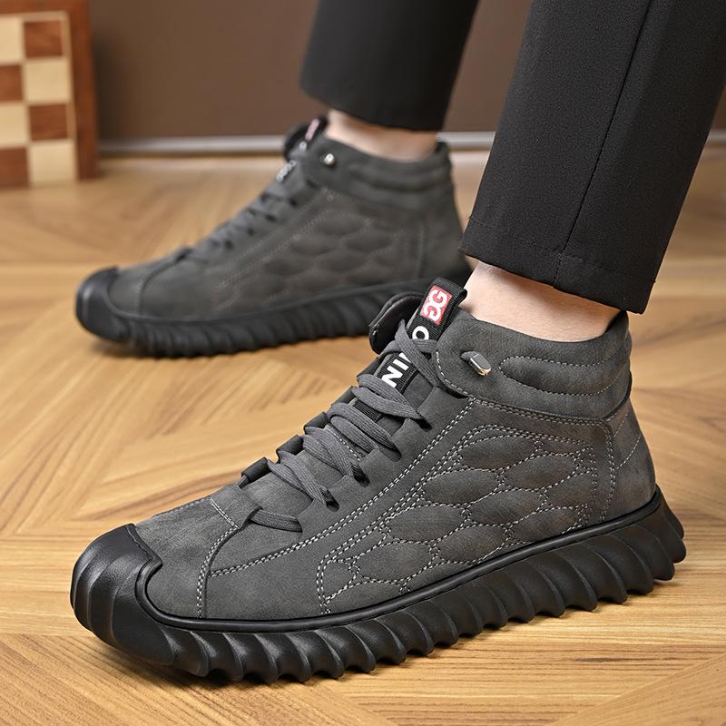 Men's 2024 Winter High-Top Suede Leather Boots with Plush Lining and Cold-Proof Design