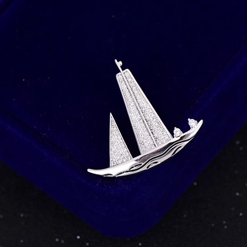 Exquisite Small Sailboat Brooch For Women Men Temperament Lapel Pins Versatile Shiny Corsage Clothing Accessories Gifts