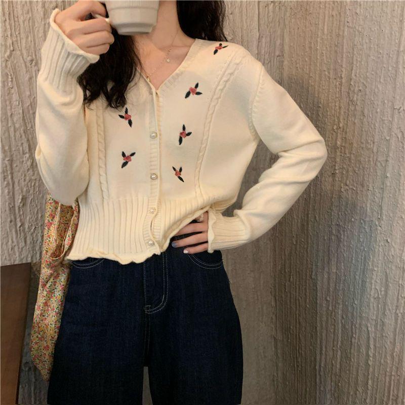 Women's Spring Korean-style Floral Embroidered Knit Cardigan Versatile V-neck Sweater Base Layer Long-sleeve Top