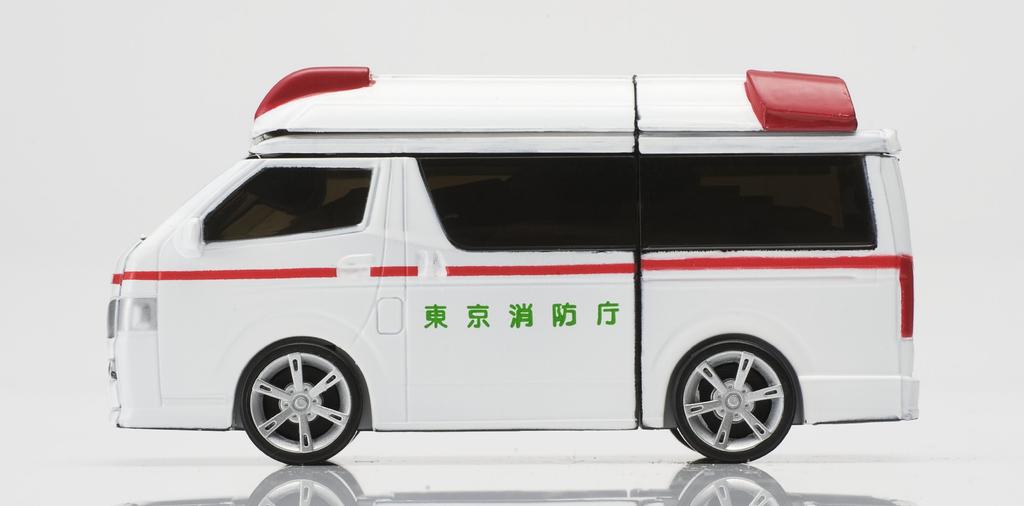 Dia Robo Toyota Hiace Medical Rex DR-0003 (Ambulance)