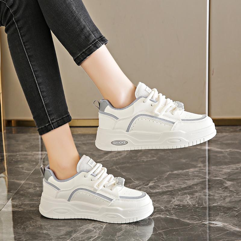 CRLAYDK 2025 Spring Womens Sneakers Walking Flats Low Top Casual Lace Up Platform Tennis Shoes Classic Skateboard Sport Trainers