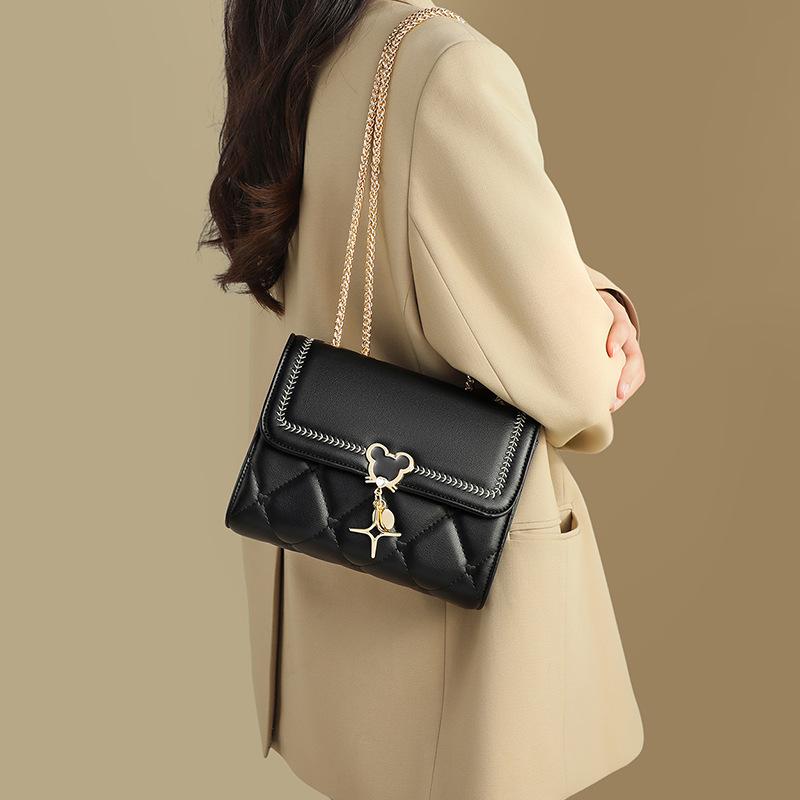 

2025 New Autumn Winter Versatile Crossbody Women s Bag Chain Bag Fashion Small Style Small Square Bag Single Shoulder Small Bag чёрный