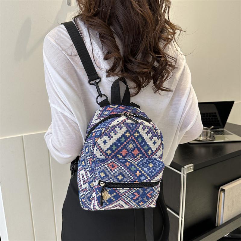 Stylish Vintage Ethnic Casual Backpack For Women With Soft Canvas Material And Trendy Design