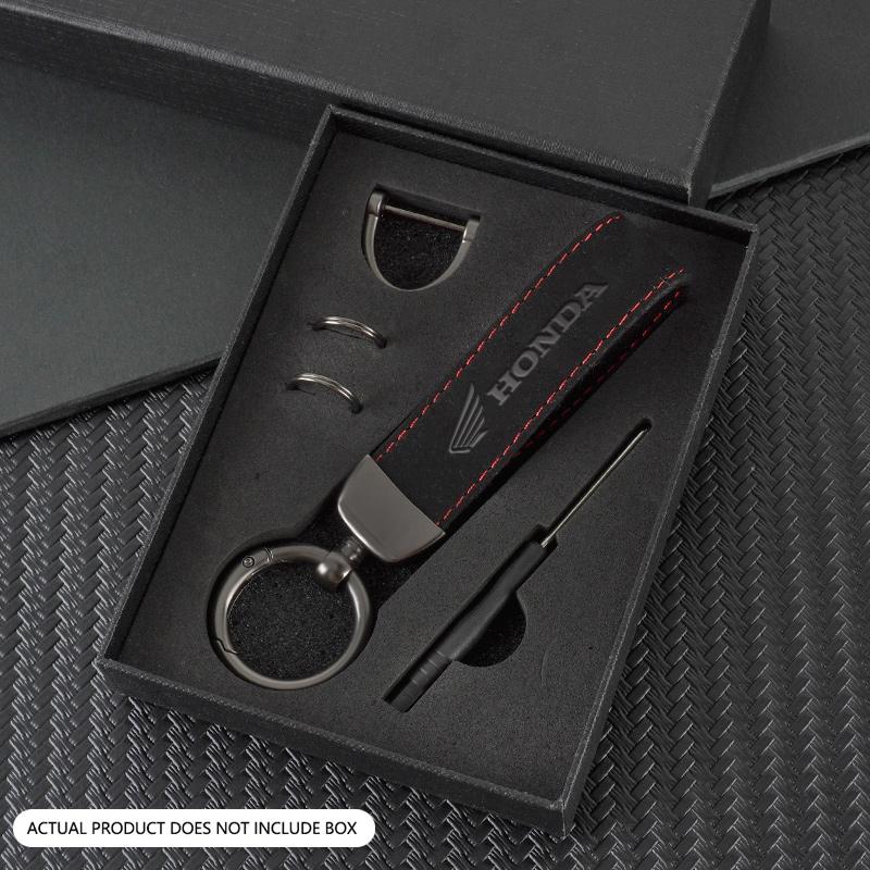 AAAKV1 For Honda CB400 CB650 FCBF CBR25ORR CRF SH3O0 NC75O Metal Leather Motorcycle Keychain Embossing Emblem Keyring Auto Accessories