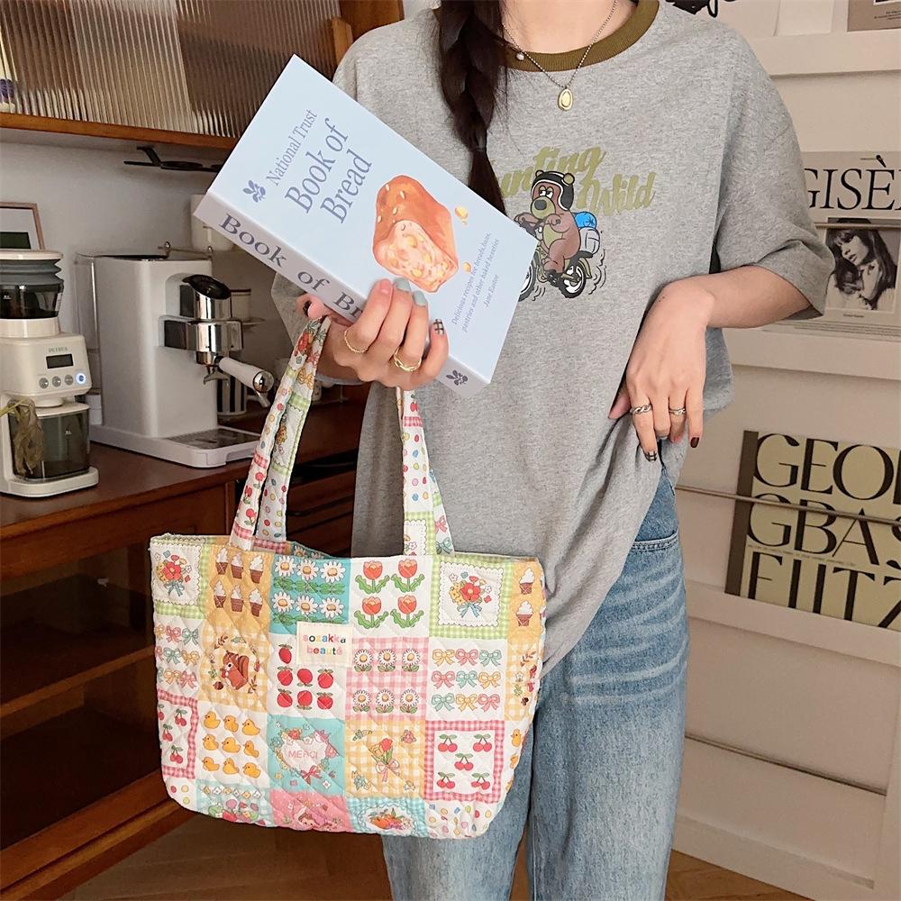Carto Print Women's Shoulder Bag Large Capacity Ladies Tote Handbags Soft Quilted Female Travel Shopping Bags Girls Book Bag