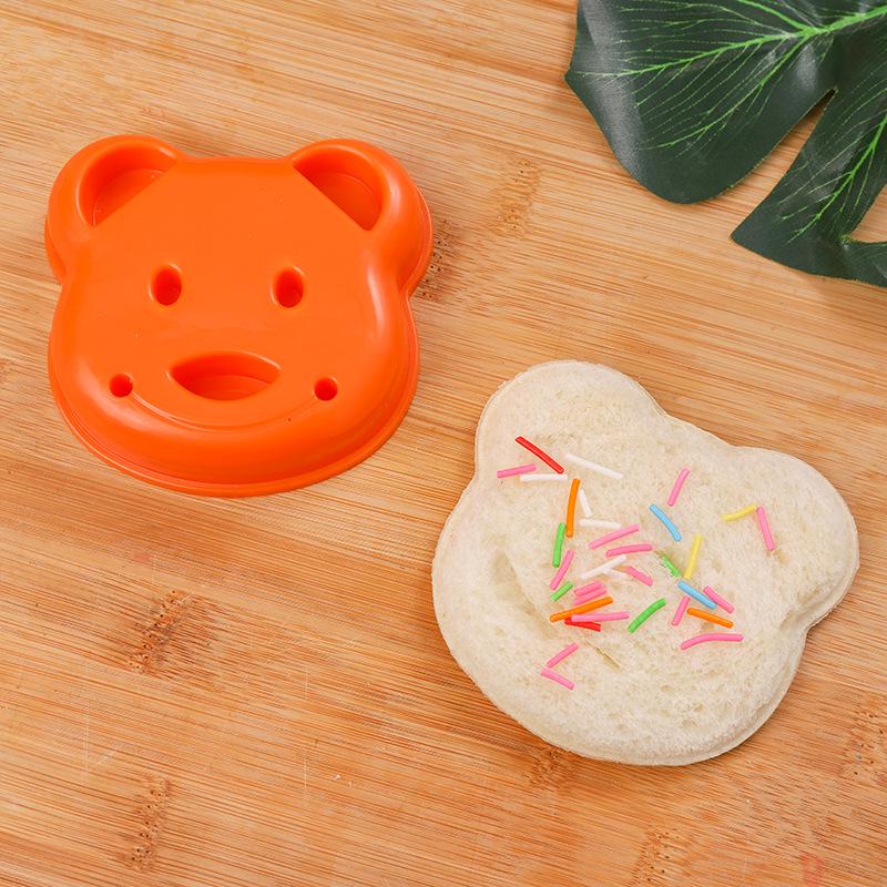 "DIY Bear Sandwich Form - Dětská kreslená vykrajovátka na toasty"