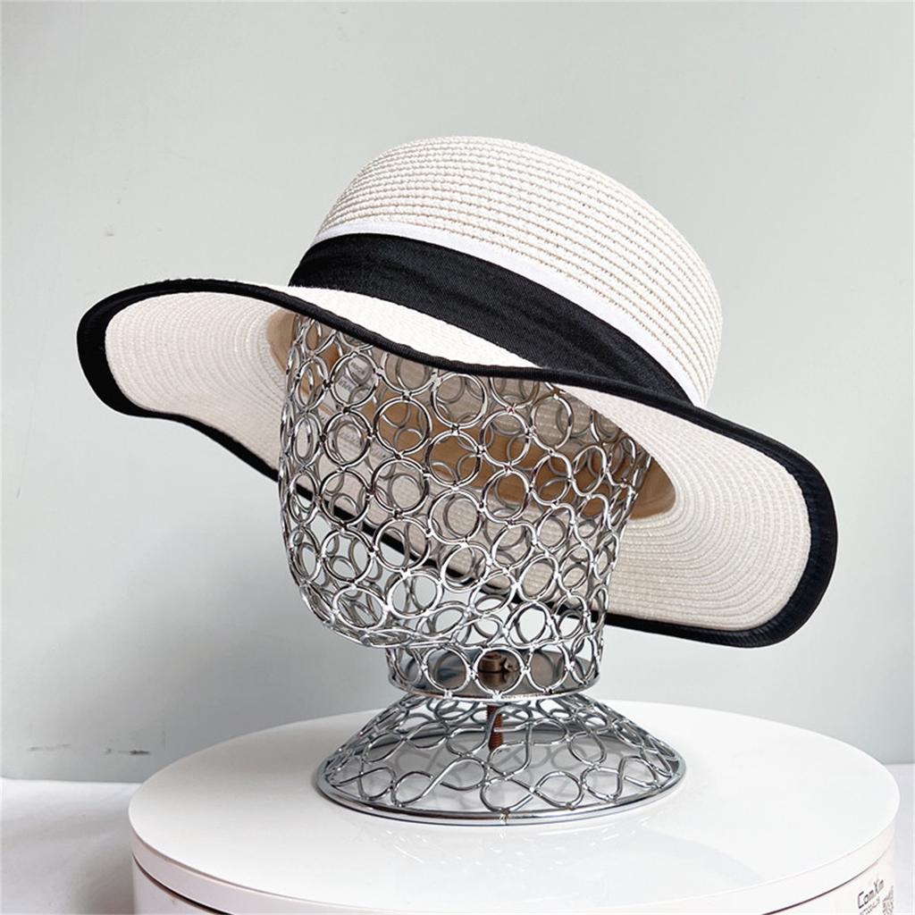 Creative Iron Art Wig Stand Mannequin Head Hollow Iron Hat Rack Suitable for Showcasing Wigs Hats and Accessories