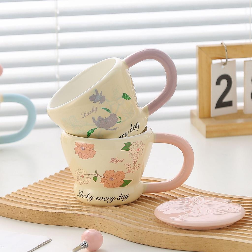 Pastoral Style Floral Ceramic Cup with Lid Spoon Mug Holiday Gift Cup Home Coffee Cup Souvenir Cup