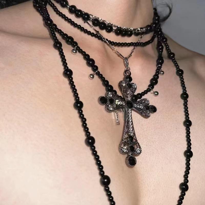 Hot Selling Goth Rose Flower Imitation Pearl Cross Pendant Necklace for MenMulti Layers Simulated Pearl Aesthetic Vintage Luxury