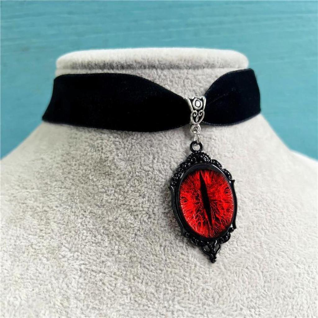 Gothic Vampire Pendant Necklace With Red Eyes And Velvet Chain For Women