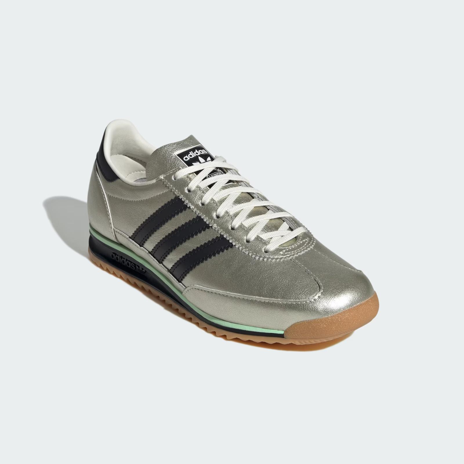 JS3978 adidas Originals SL72 OG Off White Core Black Gum (Женский) 7W