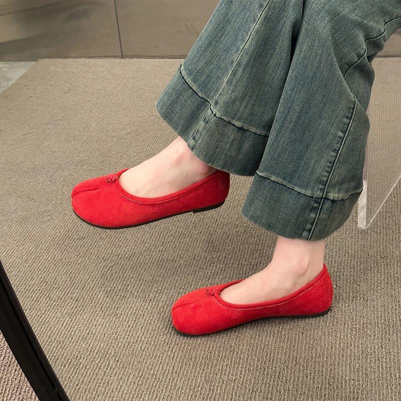 

Fashion Fashion Split Toe Single Shoes Women s Autumn New Round Toe Suede Slip-on Soft Sole Wear-resistant Flat Shoes 40 красный