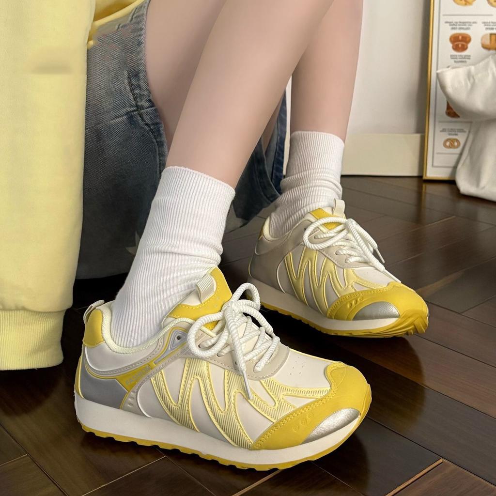 Ultra-light new women's shoes campus running versatile breathable soft sole autumn simple fashion lightweight sports shoes