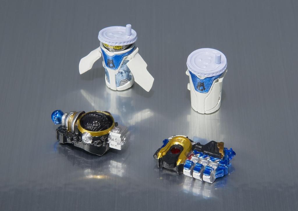 TAMASHII NATIONS Kamen Rider Meteor S.H.Figuarts