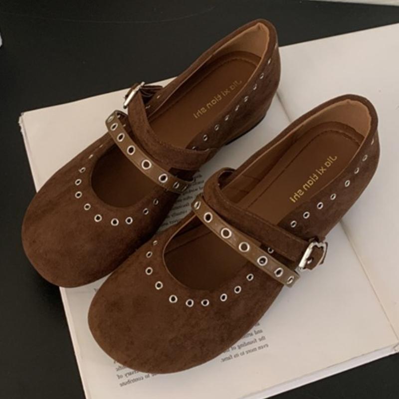 

Модные Удобные Туфли Мэри Джейн на Плоской Подошве из Искусственной Замши Женские Модные Туфли Дизайнерского Бренда с Ремешком на Пряжке с Заклепками Высококачественные Туфли на Мягкой Подошве Повседневные Туфли 39 коричневый