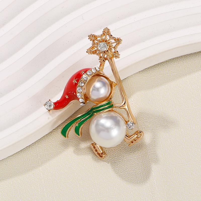 

New Christmas Snowman High Quality Women s Brooch 4.5*3.6CM
