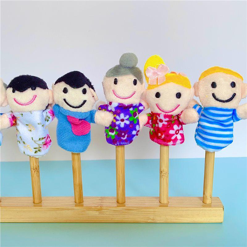 Animal Finger Puppet Display Rack for Kindergarten and Dollhouse Language Areas