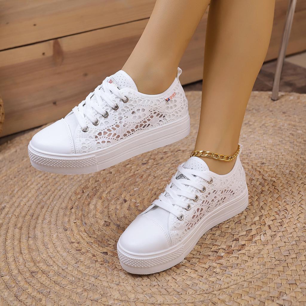 Large size foreign trade casual single shoes women's 2025 new European and American women's flat bottom hollow mesh white shoes sports board shoes