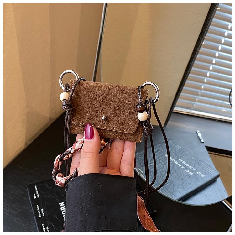 Herbst/Winter Retro Wildleder Mini Münzbörse: Exquisite Damen Umhänge- & Schultertasche.