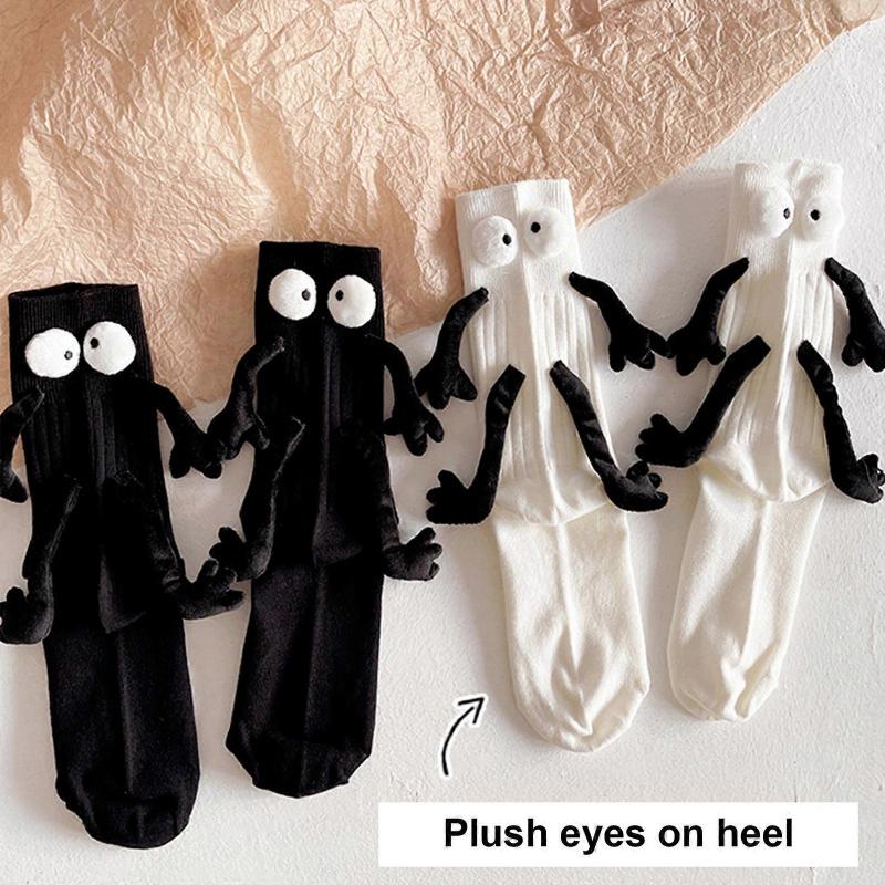 Magnetic Hand in Hand 3D Doll Couple Socks, Unisex Funny Socks, Magnetic Suction Couple Socks