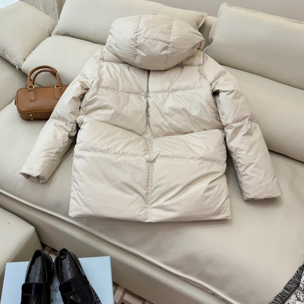 Autumn and Winter Medium and Long Thickened Down Jackets Women's Loose and Versatile Hooded Thermal Casual Jackets Are Fashionable and Atmospheric