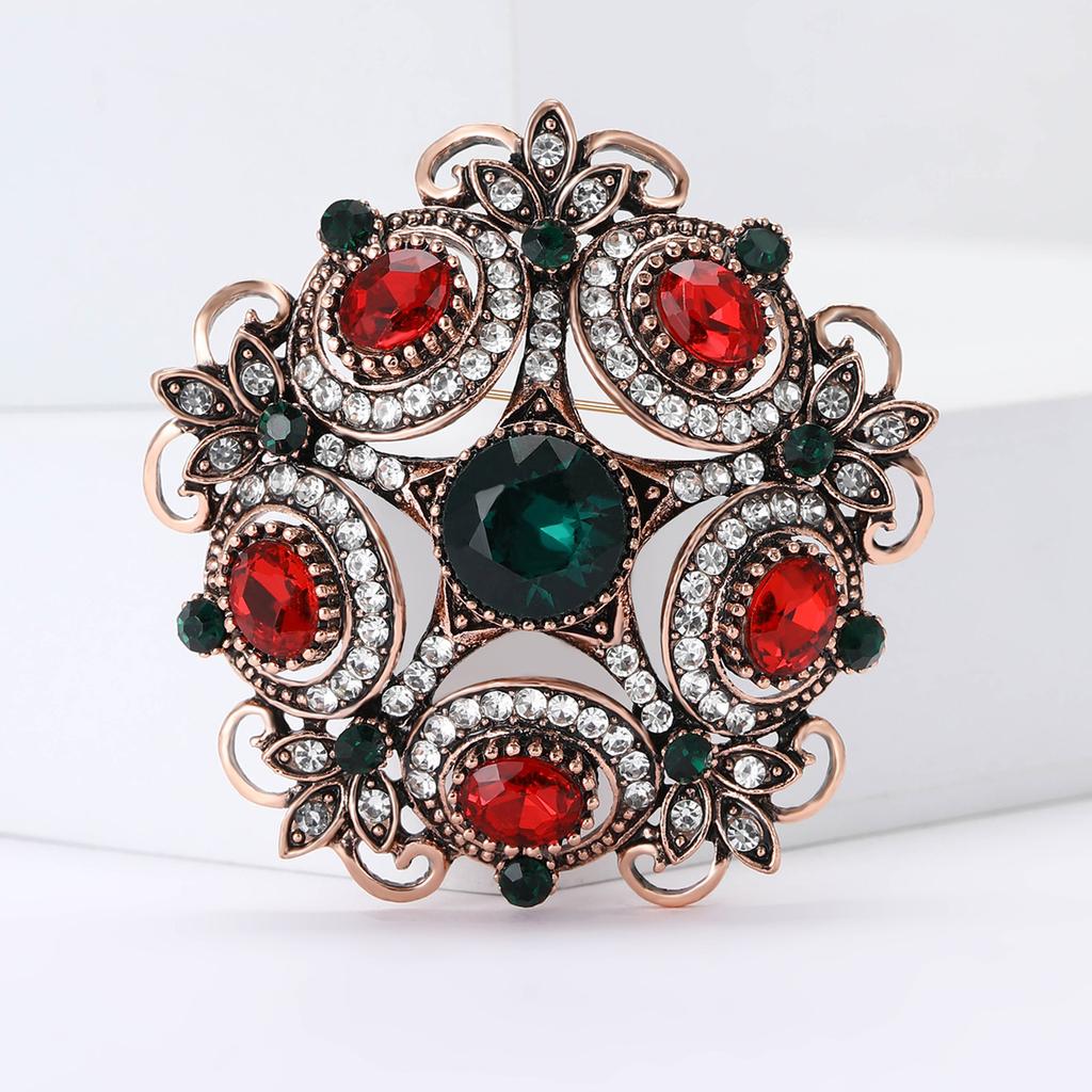 Vintage Baroque Alloy Rhinestone Flower Brooch Temperament Versatile Men'S And Women'S Sweater Coat Corsage Ornament Pin