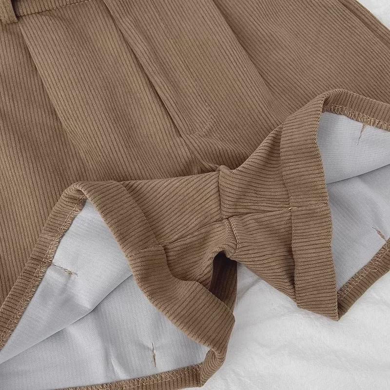 Dámské retro manšestrové šortky s širokým pasem – podzimní/zimní móda