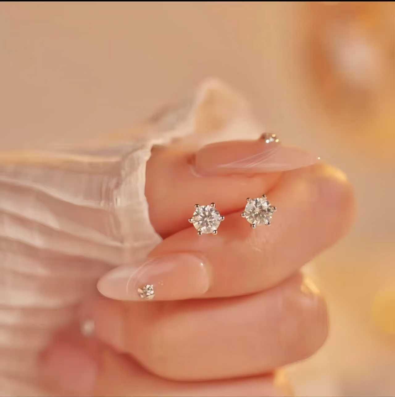 

Сережки-пусети з срібла 925 проби, покриті 18-каратним золотом, з шістьма крапанами для жінок, універсальний японський стиль. 925 Sterling Silver