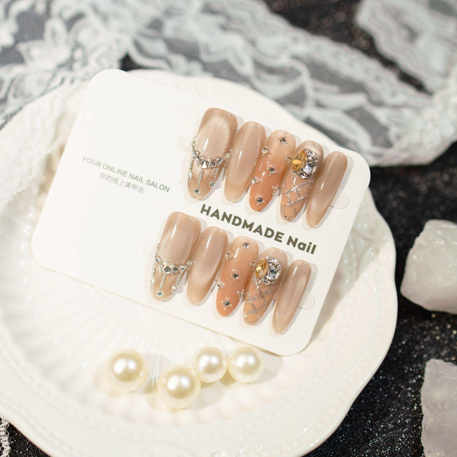 Luxury Rhinestone Chain Cat Eye Press-On Nails: Medium-Long Handmade Nail Art for Date Night
