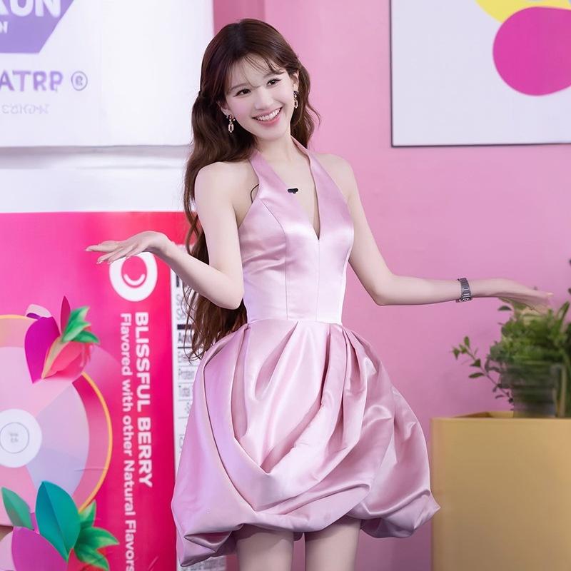 2026 European and American summer new fashion satin neck sweet fresh style personalized design skin-friendly dress