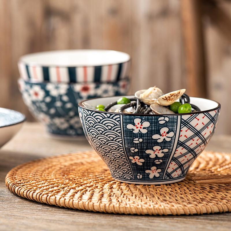 Japanese Style Ceramic Tableware Gift Bowl and Dish Set Blue and White Porcelain Bowl and Chopstick Set Ceramic Bowl