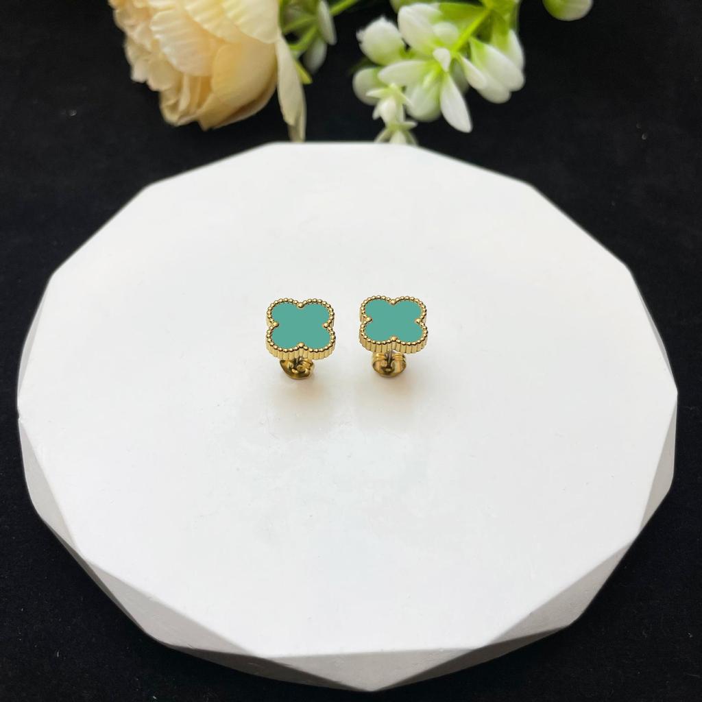 High -End Lucky Four -Leaf Earrings Luxury Versatile Earrings Fashion Women's Earrings Jewelry