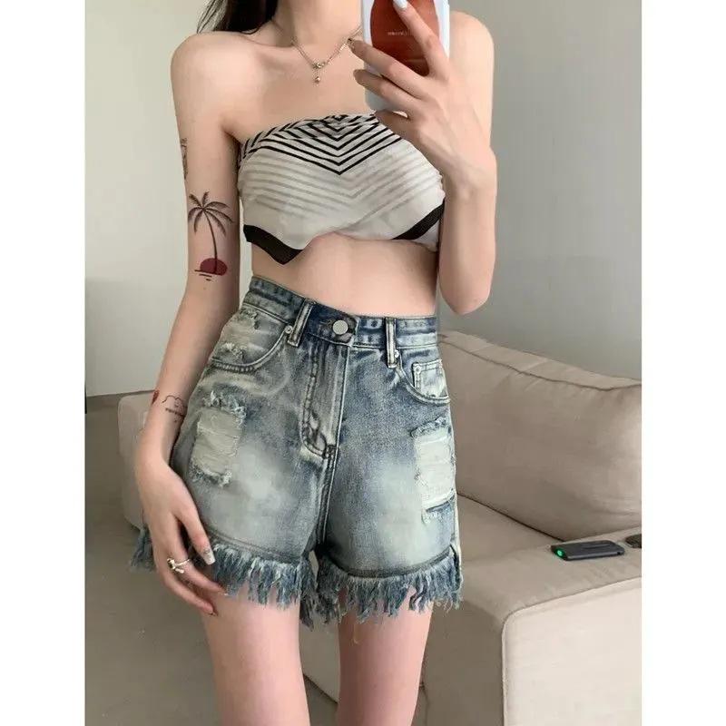 

Women s High-Waisted Retro Denim Shorts - Summer 2024 Trend 2X-Large