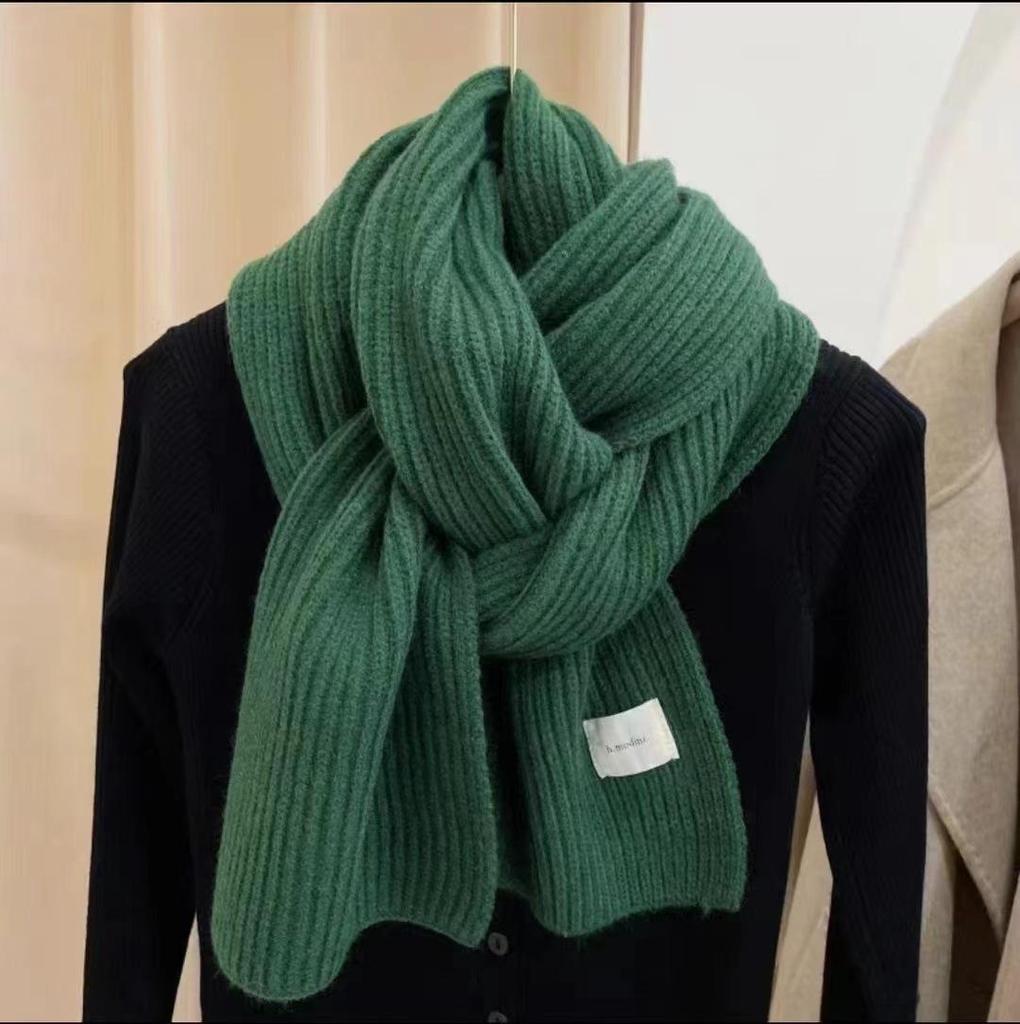 Korean Style Versatile Knitted Scarf for Women - Green, Blue, Red, Warm & Stylish for Autumn/Winter