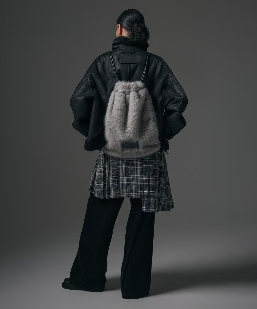 Treemingbird Volume Fur String Back Pack [ Light Gray ]