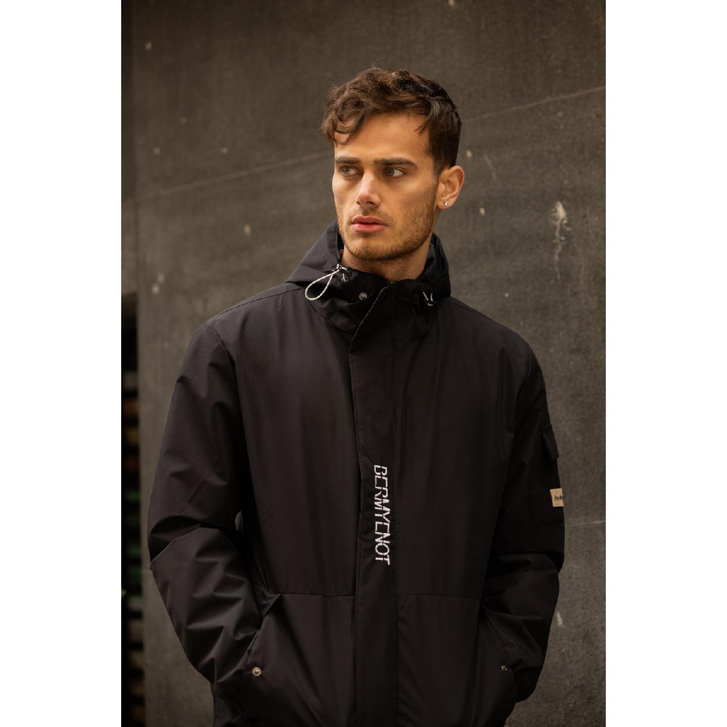 

Men s Waterproof Hooded Raincoat With Inner Lining S чорний