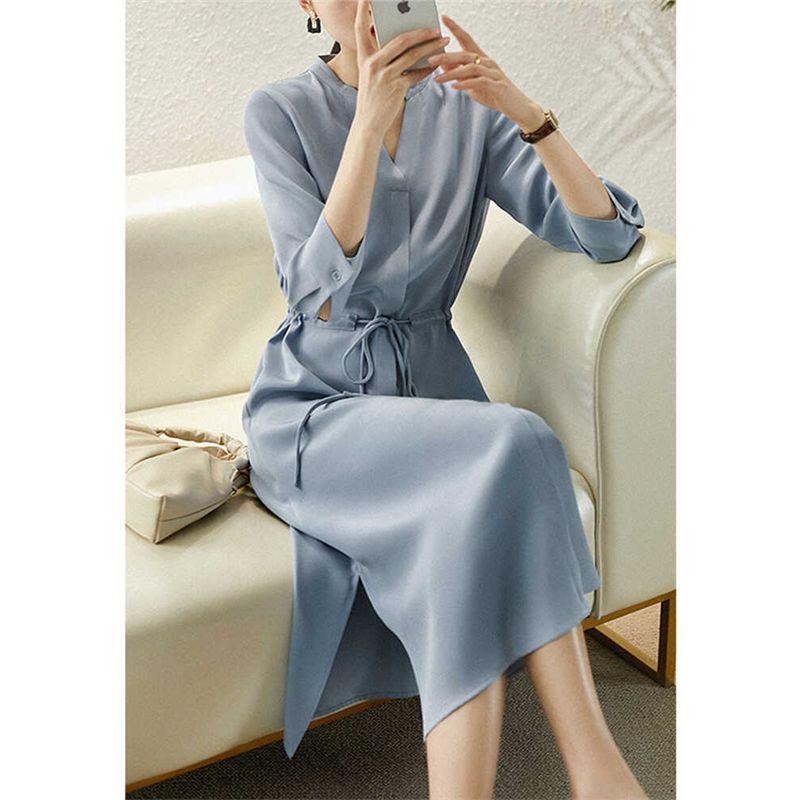 

Нарядное платье-рубашка женское 2025 весна новый приход элегантное приталенное стройнящее длинное платье ацетатный атласный подол Blue S