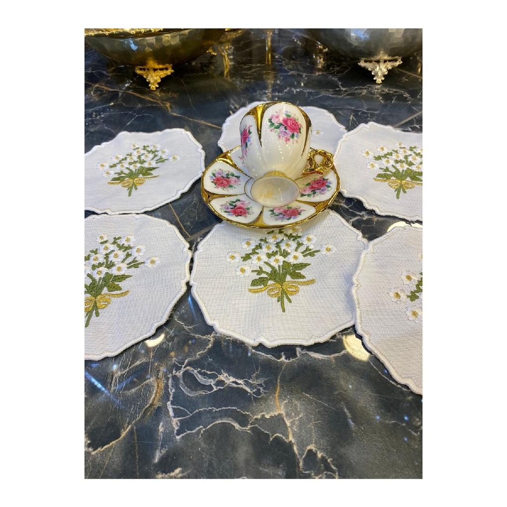 Daisy Cream 6-teilige Cocktail-Kaffee-Präsentationsserviette Mara-Stickerei-Servierserviette