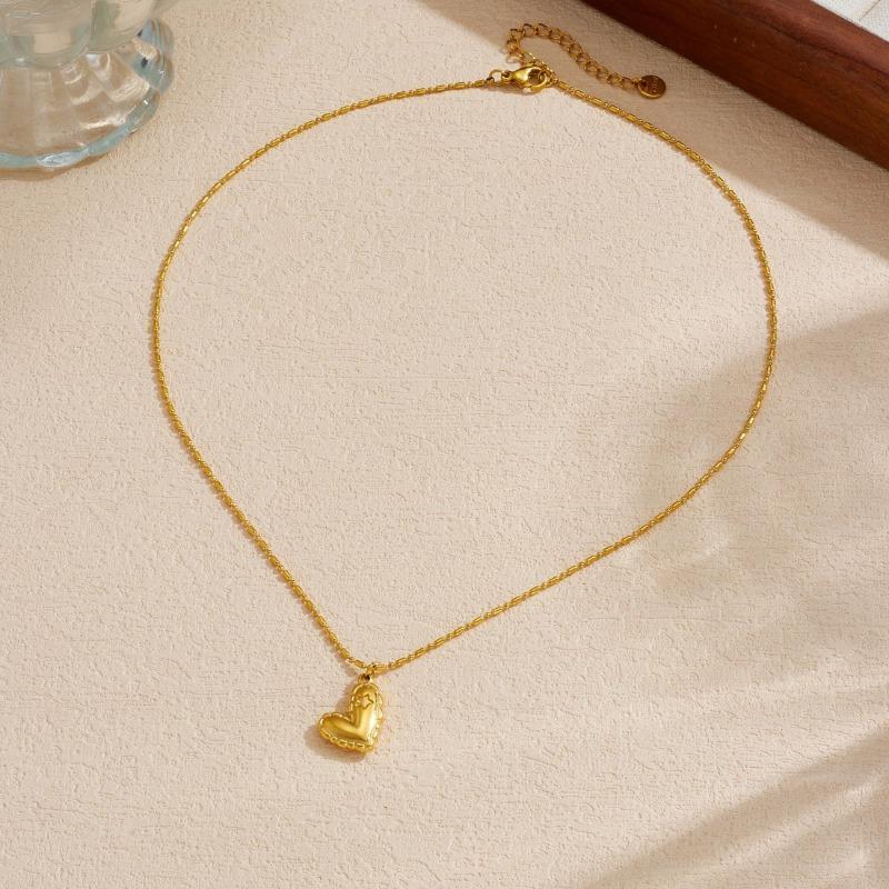 Gold Heart Pendant Necklace with Textured Chain for Women