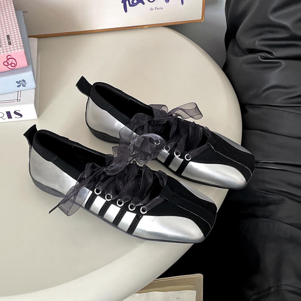 Retro silver square head inner height increase light mouth flat sole shoes women's summer 2025 new skirt versatile Mary Jane shoes