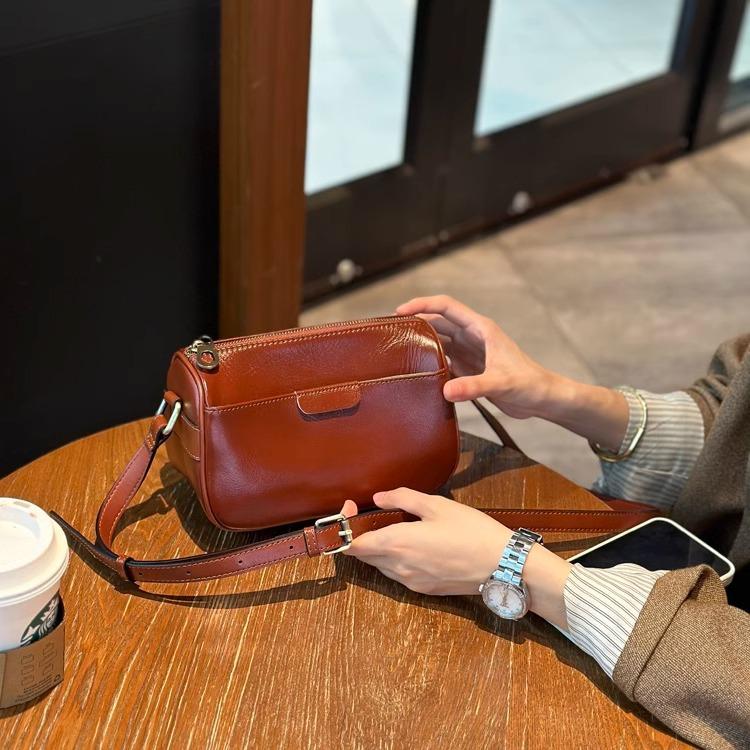Real Cow Leather Ladies Crossbody Bag 2026 New Women's High Quality Handbag Small Commuter Luxury Shoulder Bag Easy To Match