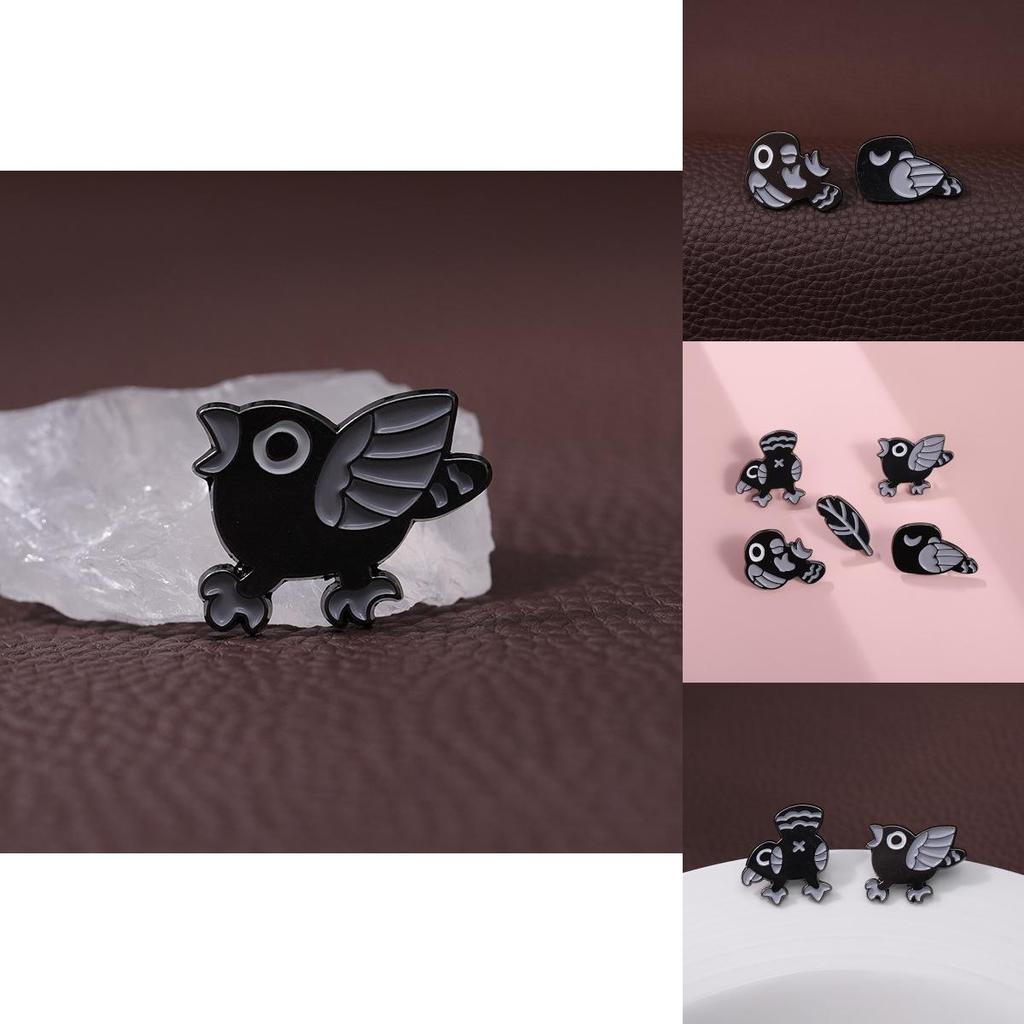 Unique Black Punk Bird Animation Brooch Creative Design Alloy Badge For Stylish Accessories